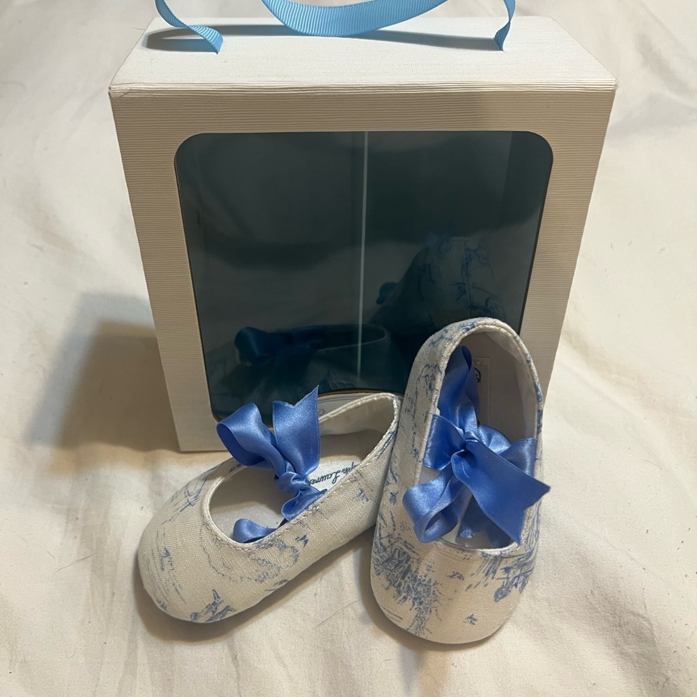 Ralph Lauren Blue and White Dress Shoes with Ribbon Accent